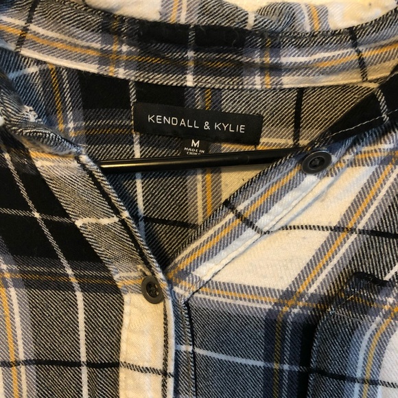 Flannel - Picture 2 of 3